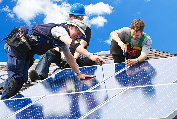 3 Strategies to Offset the Labor Cost to Install Solar Panels