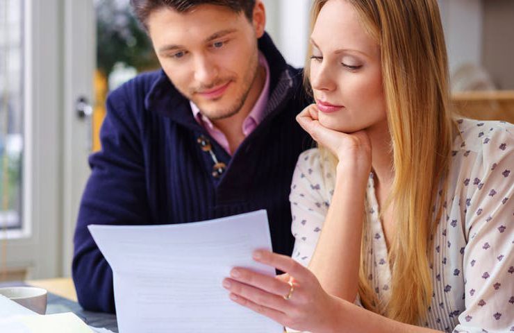 Tips to Sell Customers on a Local PV Installer Instead of National Chains