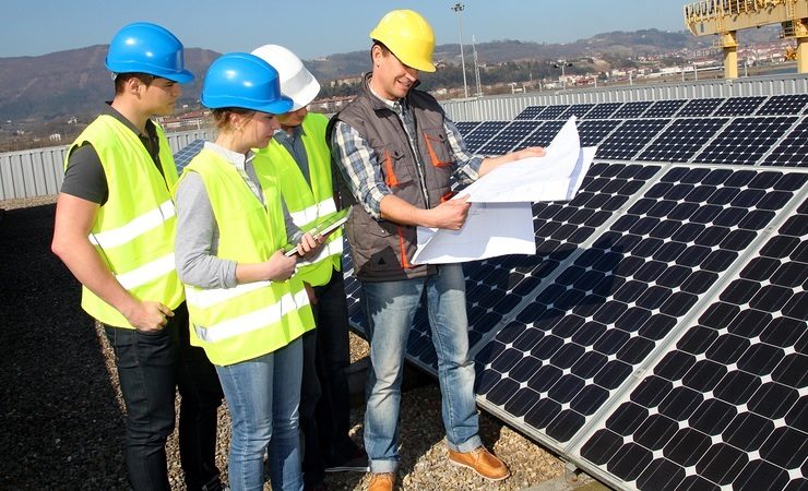 What Solar Contractors Can Learn from Solar City Reviews