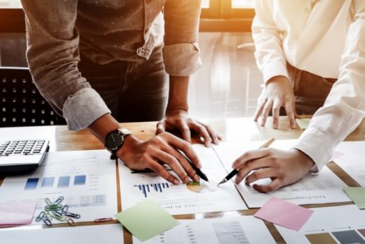 6 Tips for Solar Contractors to Compete with National Chains